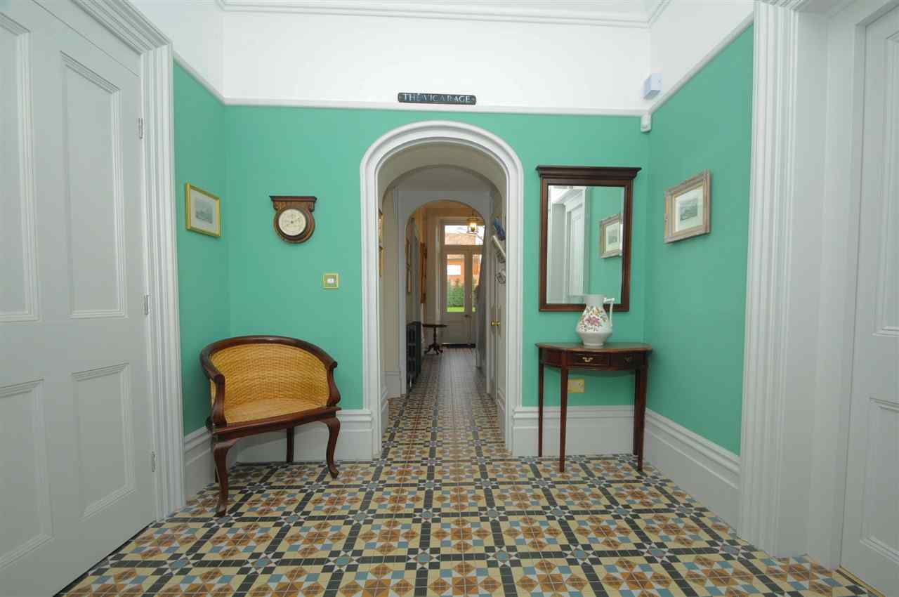 resized-2349823-Quay House Entrance.jpg